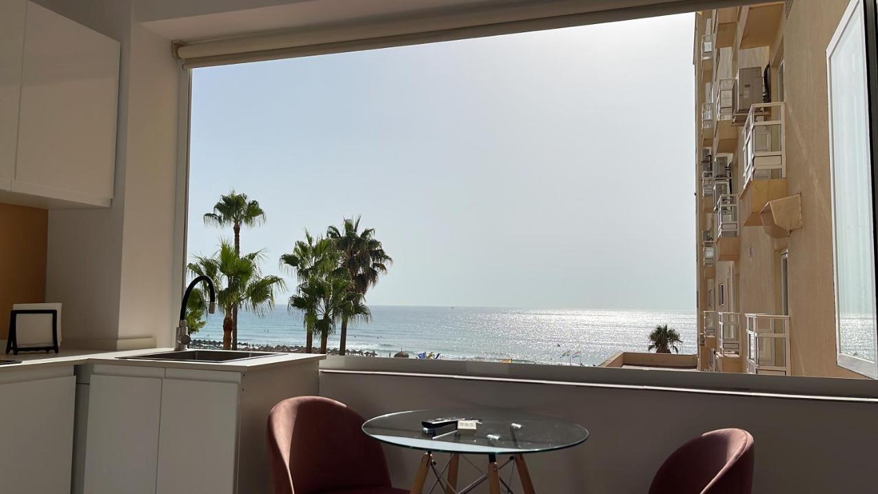Torremolinos,Estudio Junto Al Mar En La Carihuela Exterior photo